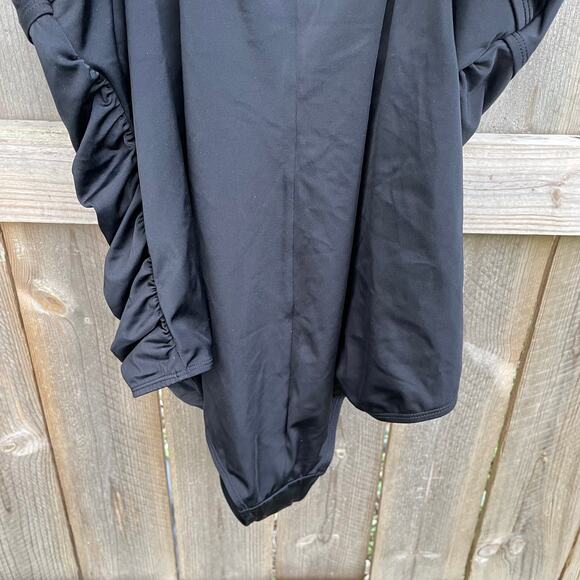 Torrid Swimsuit One Piece Black Bow Size 4 D/DD Underwire Ruched Summer Vacation - Picture 6 of 7